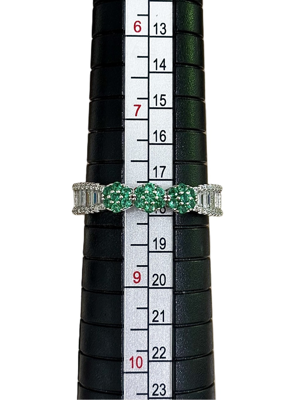 Stamped Sterling silver Emeralds and clear CZ stones Ring - Picture 2 of 6